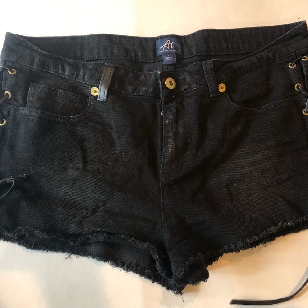 Authentic Icon Ai Black Demin Shorts Size 30